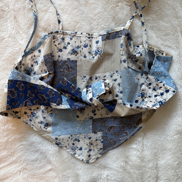 Tank top - Picture 2 of 3